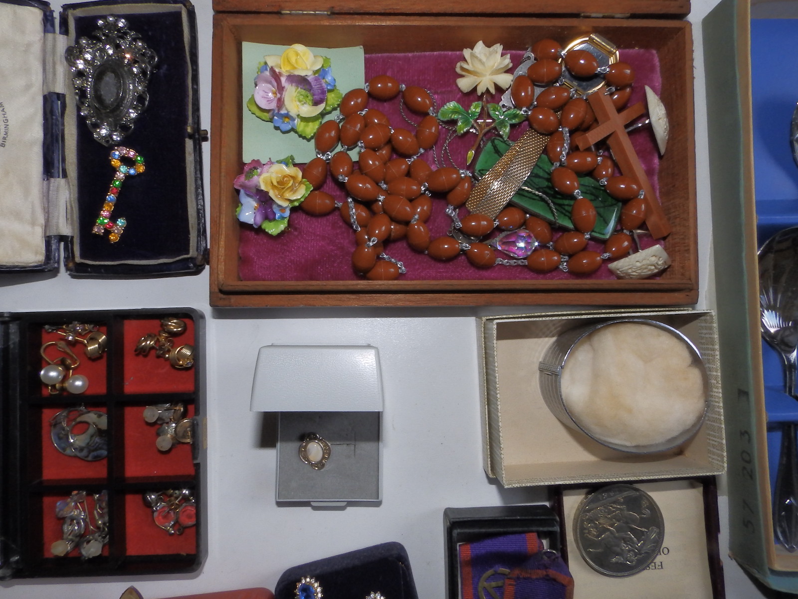 Various small boxes & cases of costume jewellery together with an EP spoon set. - Image 2 of 5