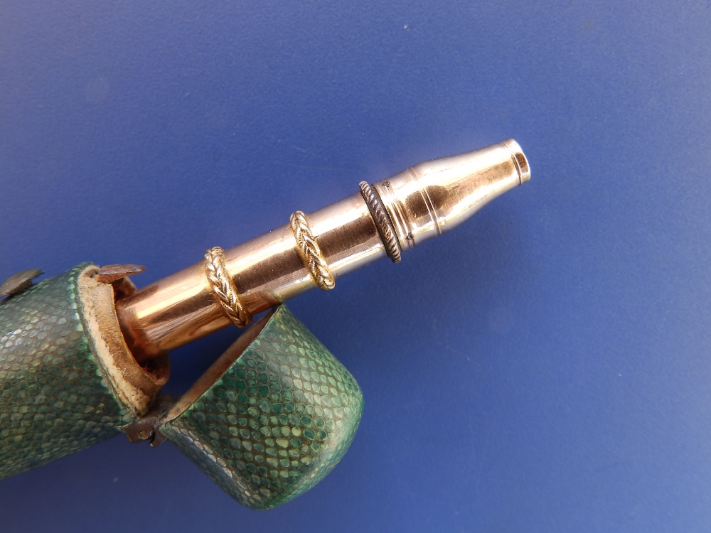 A 19thC gold double-ended propelling pencil, 5", in green shagreen cylindrical case. - Image 2 of 5