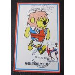 1966 WORLD CUP GORDON BANKS AUTOGRAPHED WORLD CUP WILLIE CARD