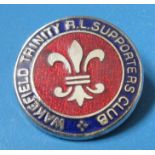 RUGBY LEAGUE - WAKEFIELD TRINITY SUPPORTERS CLUB BADGE