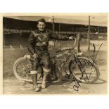 SPEEDWAY - HOWDY BYFORD WEST HAM HAND SIGNED PHOTOGRAPH