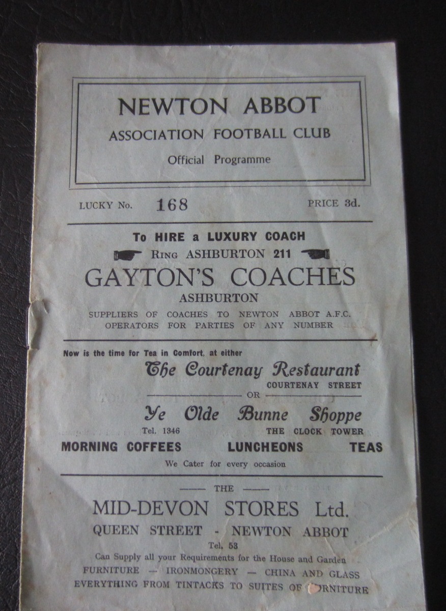 1952 NEWTON ABBOT V SOUTHAMPTON