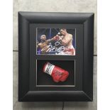 BOXING - FLOYD MAYWEATHER AUTOGRAPHED GLOVE & PHOTOGRAPH COMES WITH COA