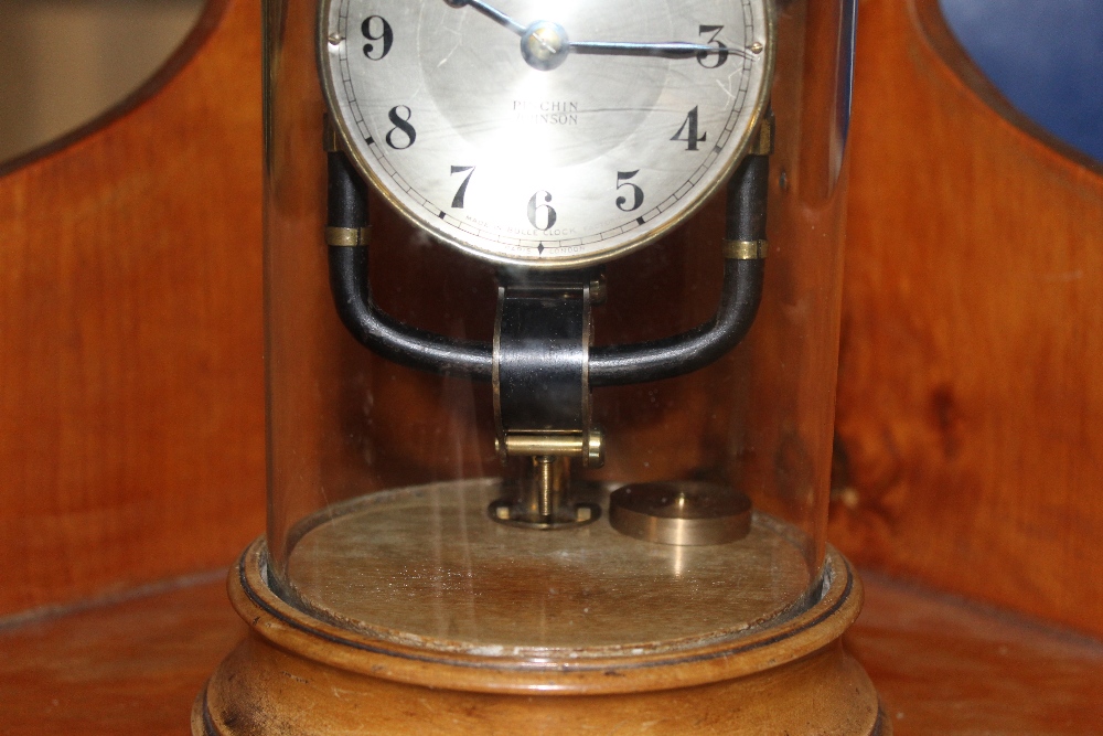 A pinchin Johnson 800 day mantle clock, - Image 2 of 2
