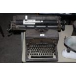 A vintage imperial No 60 typewriter.