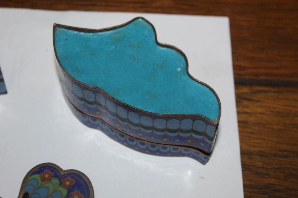 Four Chinese cloisonne enamel trinket bo - Image 2 of 2