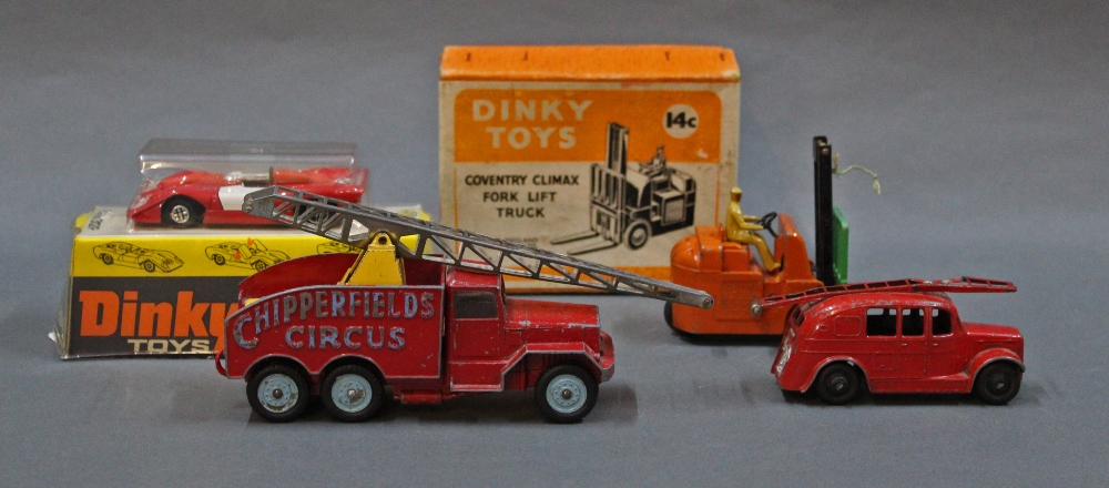 A group lot of diecast, comprising a Dinky 14 C Coventry Climax forklift truck,