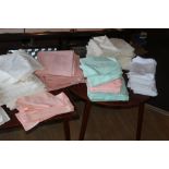 A quantity of napkins and table linen.