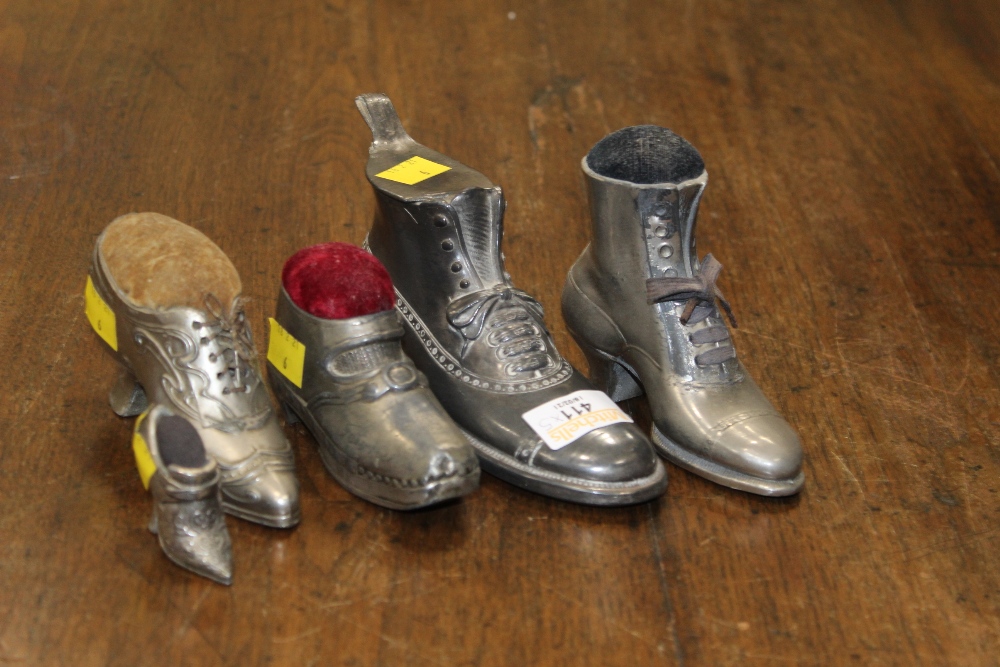 Five vintage shoe ornaments (inkwell and