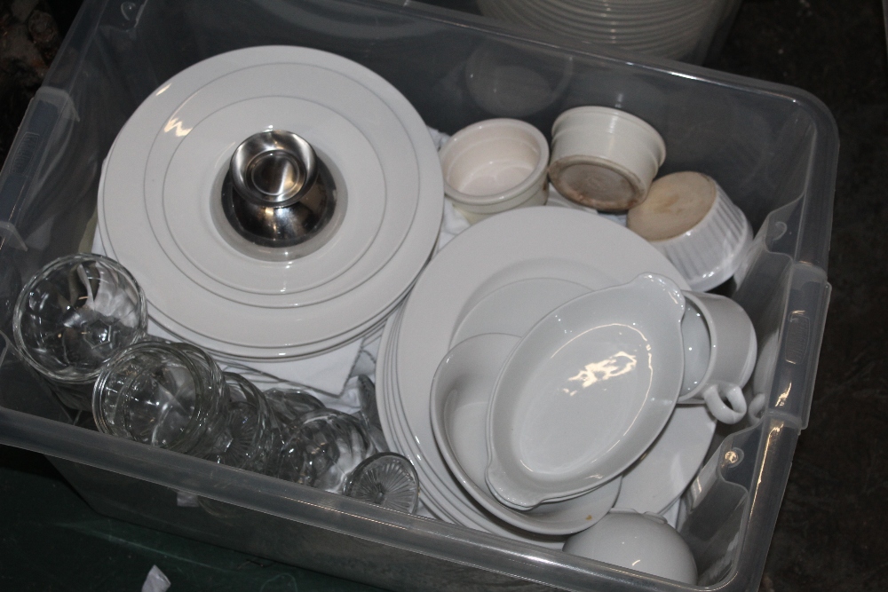 Two plastic boxes containing white dinne - Image 3 of 3