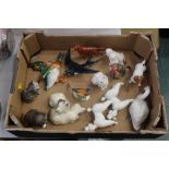 Box of Doulton and Beswick animal and bi