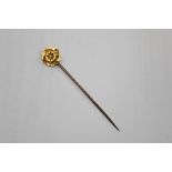 15 ct gold and diamond stickpin