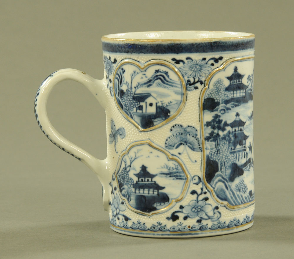 An antique Chinese blue and white tankard, - Image 3 of 3