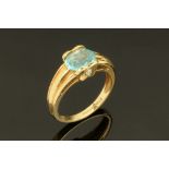 A 9 ct gold aquamarine ring, Size K/L.