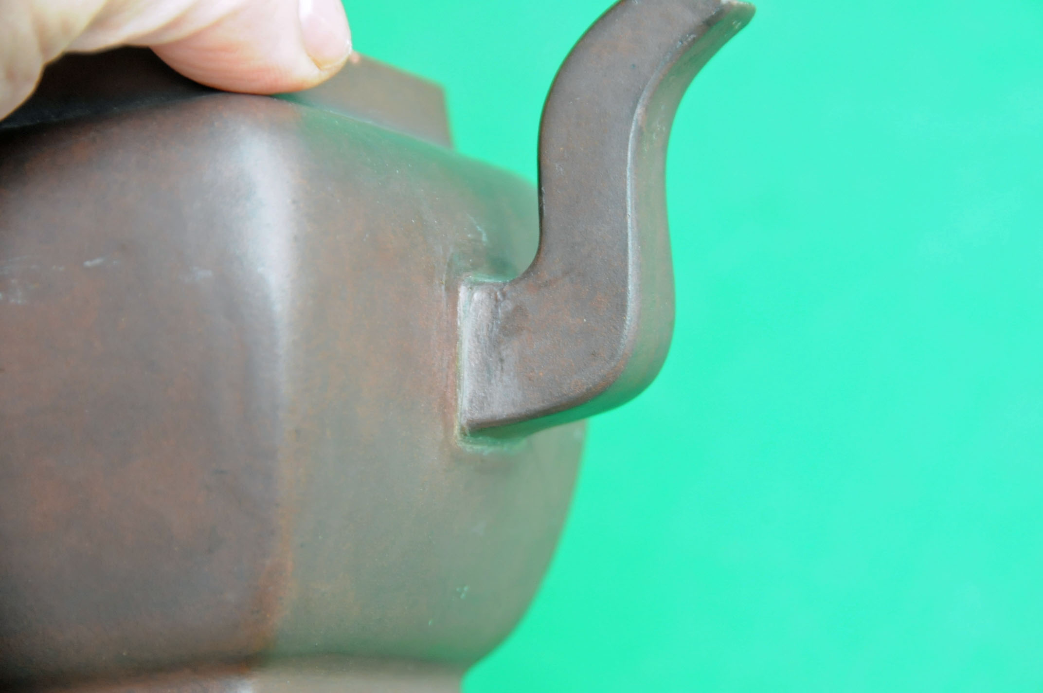 A Chinese Yixing teapot, with dog terminal. Height 14 cm, length 22 cm. - Image 13 of 15