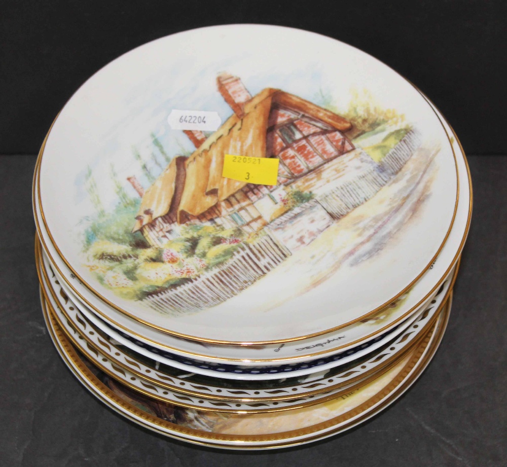 A Royal collection Elizabeth II commemorative plate, 27 cm diameter (boxed), - Image 2 of 3