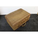 A wicker picnic hamper, 52 cm x 36 cm x 20 cm,