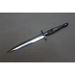 Pooley Sword a FS (Fairbairn Sykes) 2nd Pattern Commando dagger,