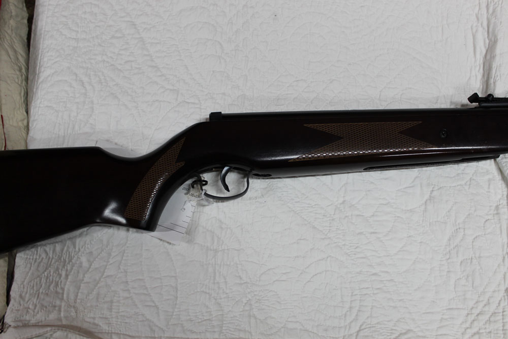 A SMK Custom B2 cal 22 break barrel air rifle. Serial No. none visible.