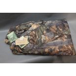A pair of Jack Pyke trousers in English oak camouflage, size XXL.