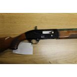 Beretta model A302 semi automatic shotgun, 5 +1 with a 25 3/4" barrel, multi choke,