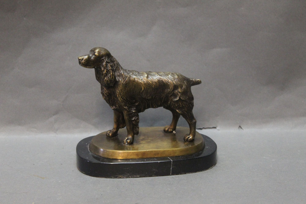A modern marble based figure of a Spaniel, height 16 cm.