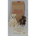 A Steiff replica teddy bear, "Teddy Bear 1922", limited edition, having a white mohair covered body,