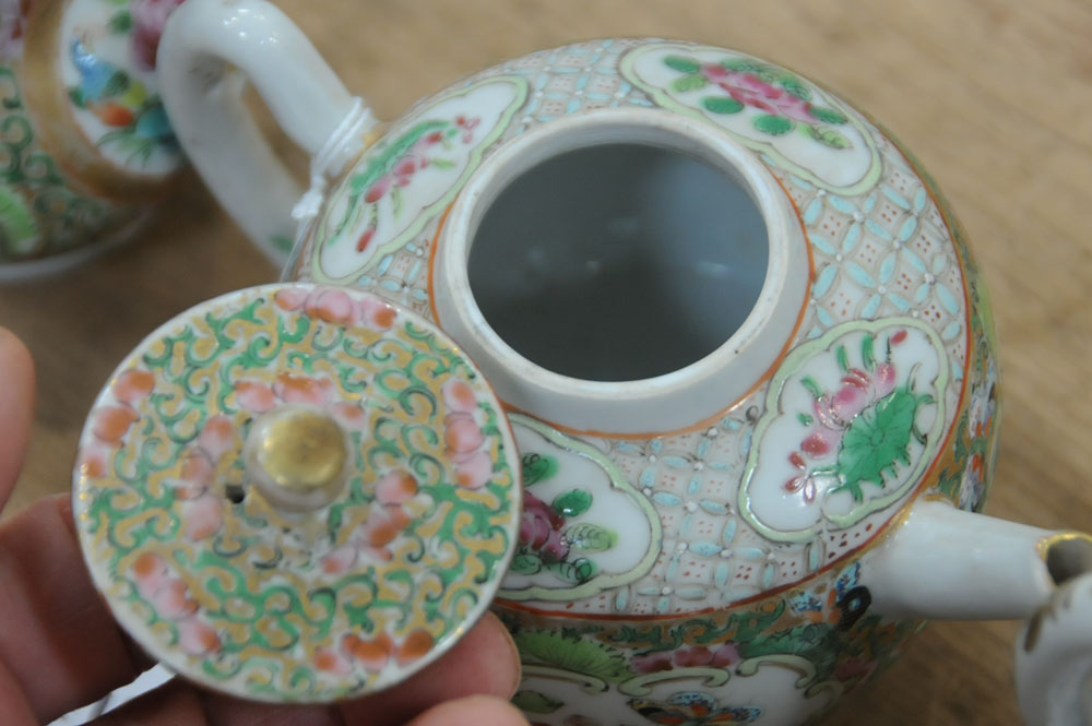 Two Chinese Cantonese teapots, of small form together with a similar jug. Tallest 12 cm. - Image 4 of 8