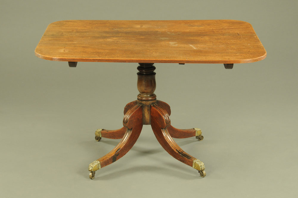 A small Regency mahogany breakfast table,