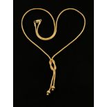 A 9 ct gold chain necklace with knot, length +/- 54 cm, 11.2 grams.
