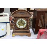 Early 20th century oak mantle clock