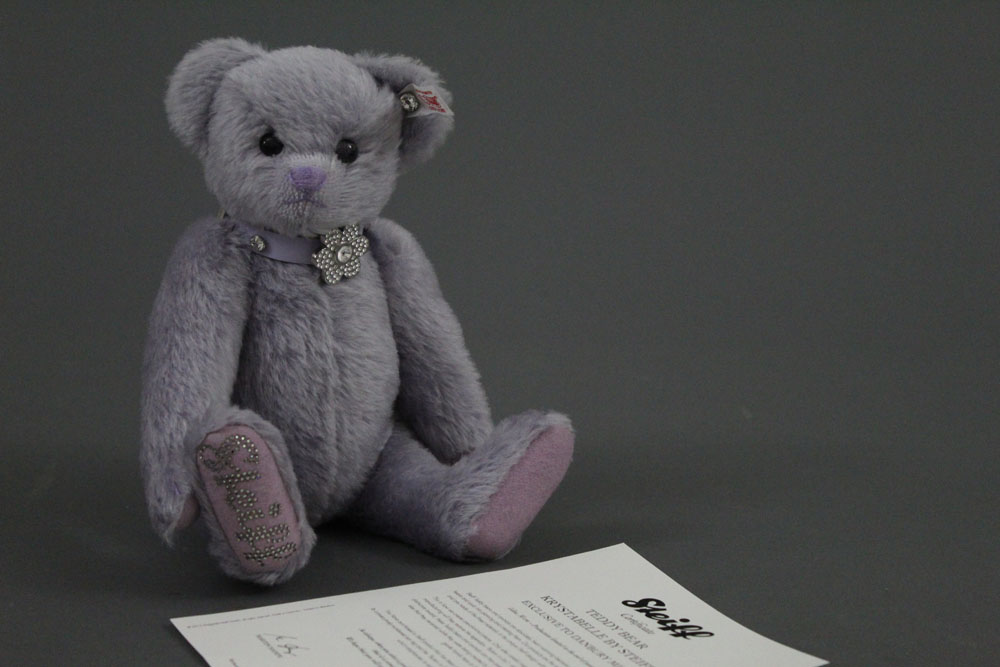 A Steiff "Krystabelle Teddy bear", made exclusively for Danbury Mint, limited edition No.