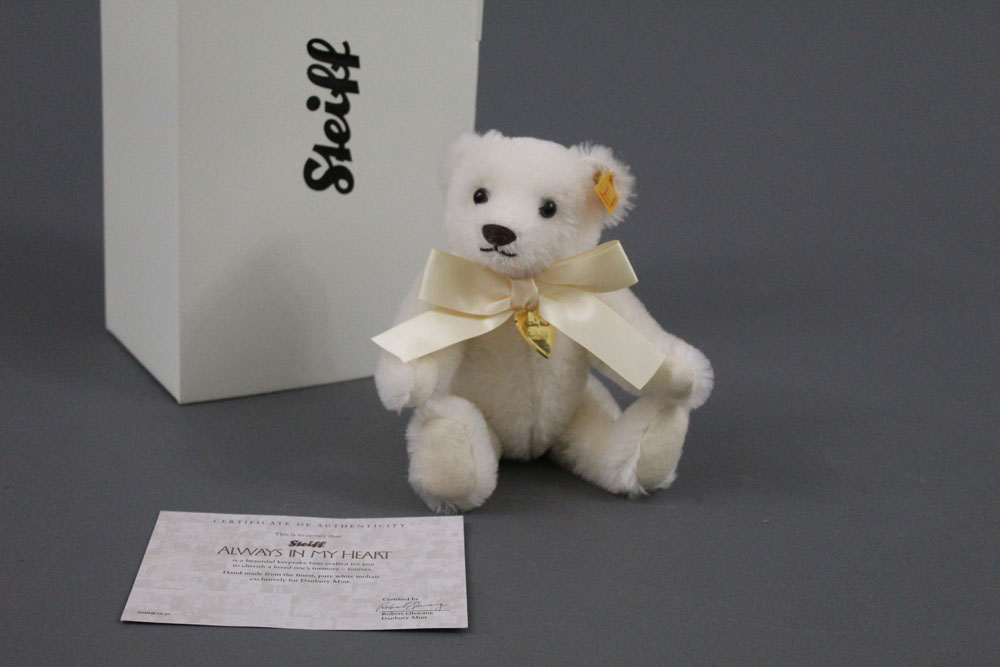 A Steiff "Always in my Heart" teddy bear, made exclusively for Danbury Mint,