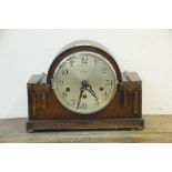 Early 20th century oak mantle clock