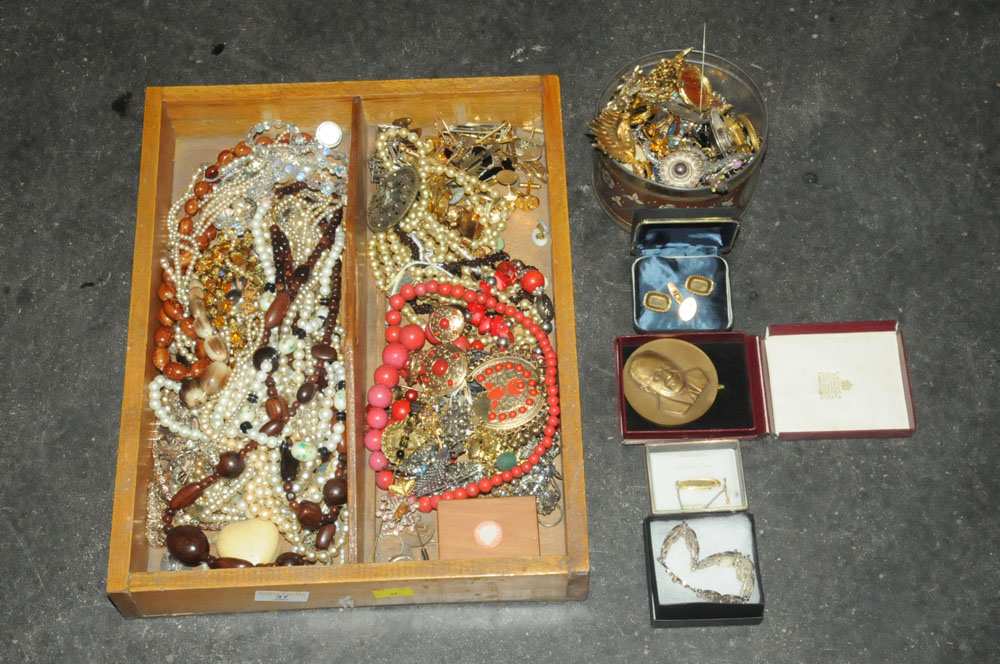 Tray and tin of costume jewellery