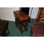 Oak gate leg table