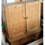 A Victorian pine linen press with 4 drawers measuring 185 cm tall x 115 cm wide