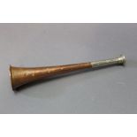 Swaine & Adeney London, Proprietors of Kohler & Son hunting horn. Length 24 cm, 5.