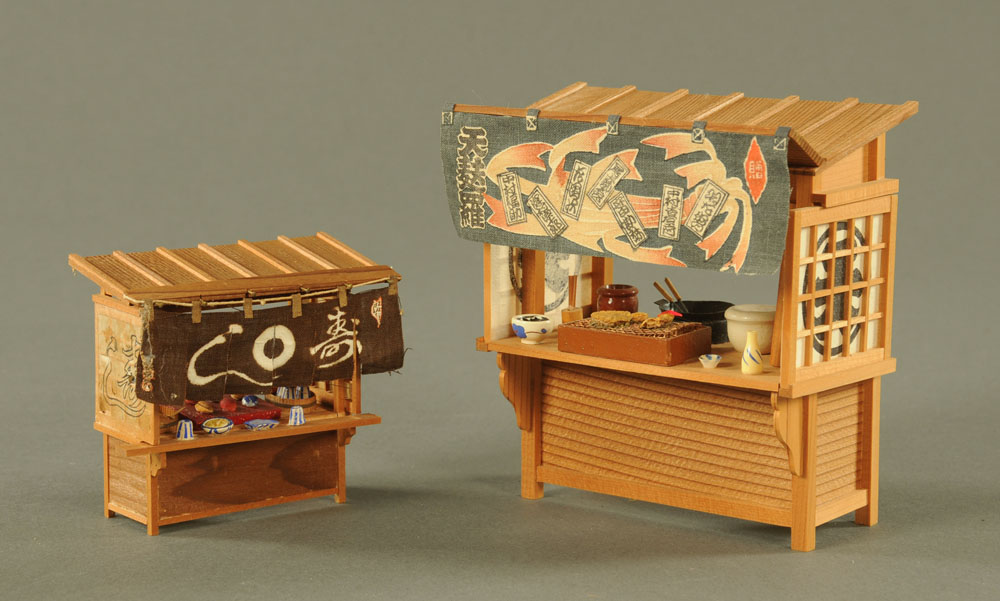 A quantity of 1930's Japanese lacquered miniature furniture and catalogue dated 1933 (see - Image 6 of 6