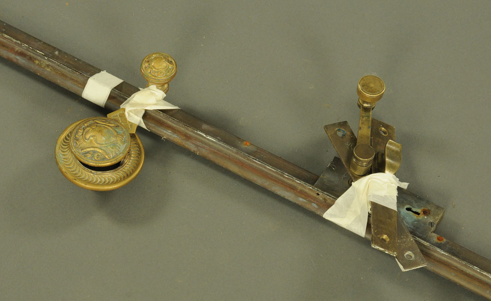 A pair of Georgian brass door fittings, together with a butlers bell handle. - Image 2 of 2