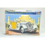 Italeri Plastic Model Kit. 1:24 scale comprising no. 703 Torpedo Cabriolet Rolls Royce Phantom II.