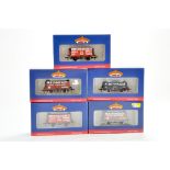 Bachmann 00 Model Railway issues comprising rolling stock wagons x 5. Appear excellent in slightly