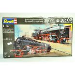 Revell plastic model kit comprising 1/87 BR01 and BR02 Locomotive Tender duo, complete with box.