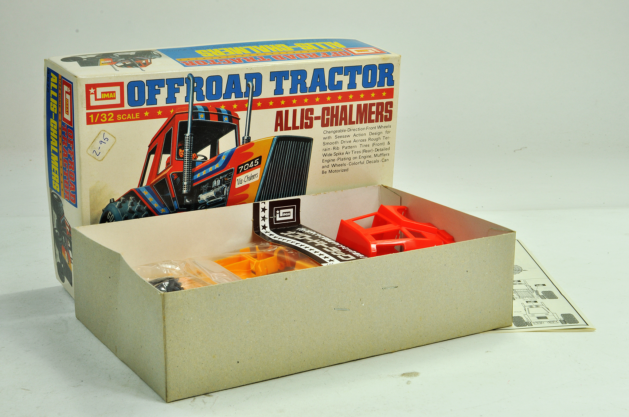 IMAI 1/32 plastic model kit comprising Allis Chalmers 7045 Tractor. Complete with box. Scarce.