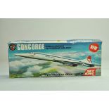 Airfix plastic model aircraft comprising 1/144 Concorde. Appears complete with box.