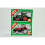 Siku 1/32 Farm tractor duo comprising Fendt Farmer 411 and Case CS 150. Excellent in boxes.