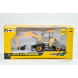 Britains 1/32 Farm issue comprising JCB Hydradig. Excellent, with box.