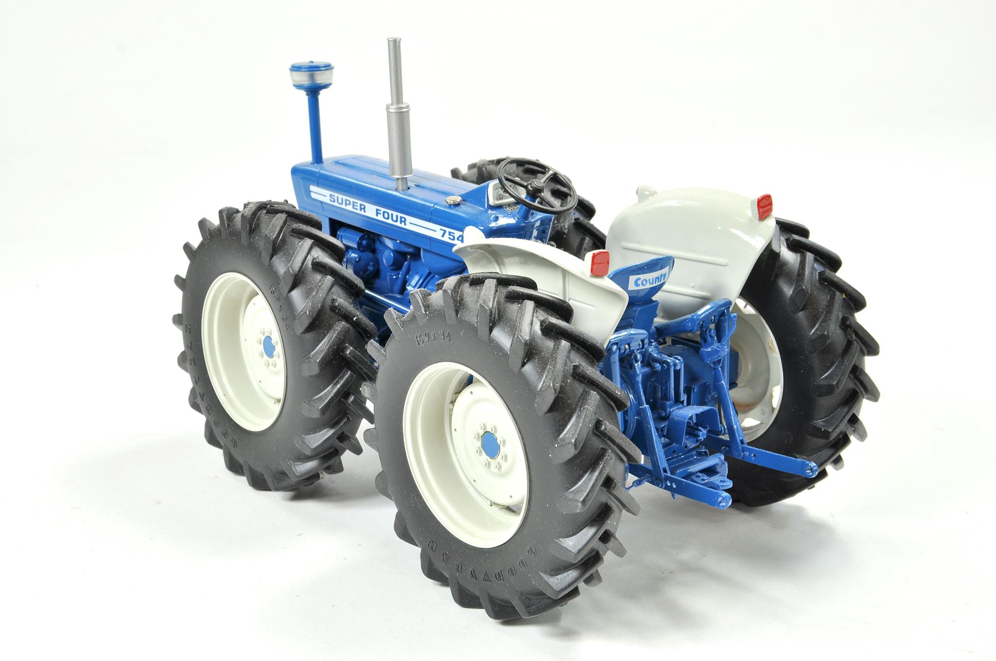 DBP Model Tractors 1/16 Farm Issue comprising County 754 Super Four Tractor. Appears excellent, - Image 4 of 4