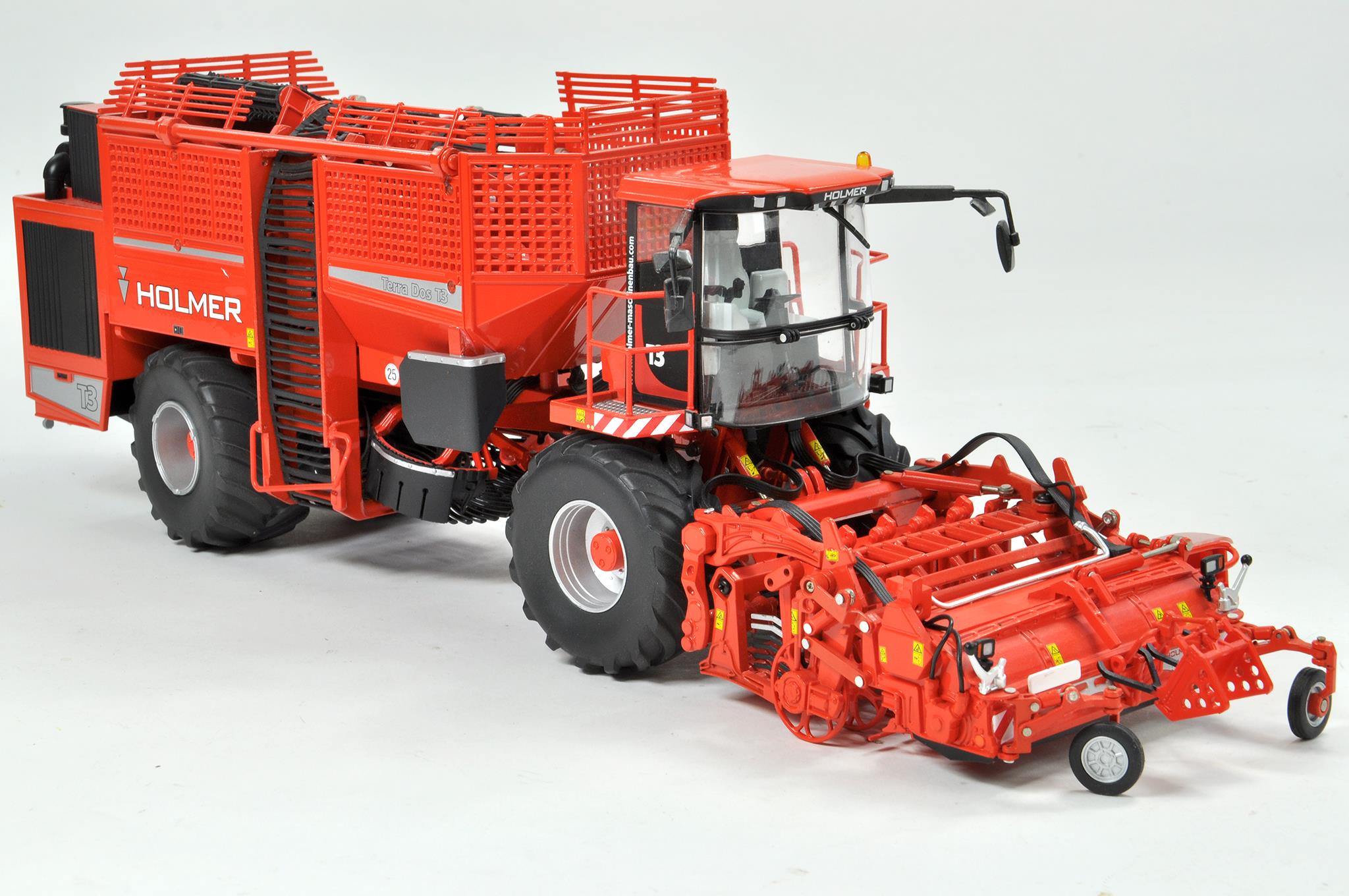 ROS 1/32 Farm issue comprising Holmer Terra Dos T3 Sugar Beet Harvester. Whilst previously on - Image 5 of 5