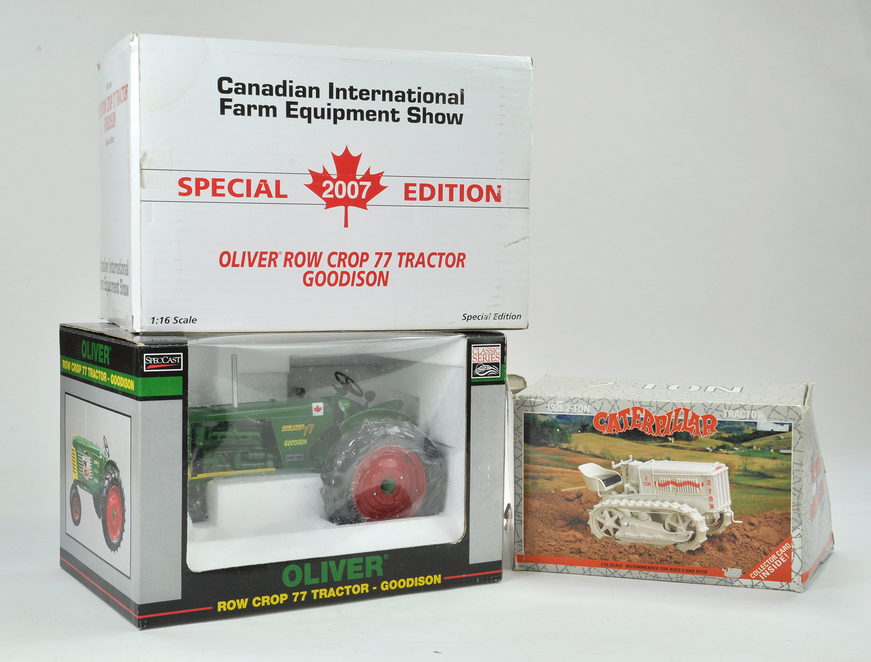 Spec Cast 1/16 farm issue comprising Oliver Row Crop 77 Tractor for Canadian Farm Show 07 plus